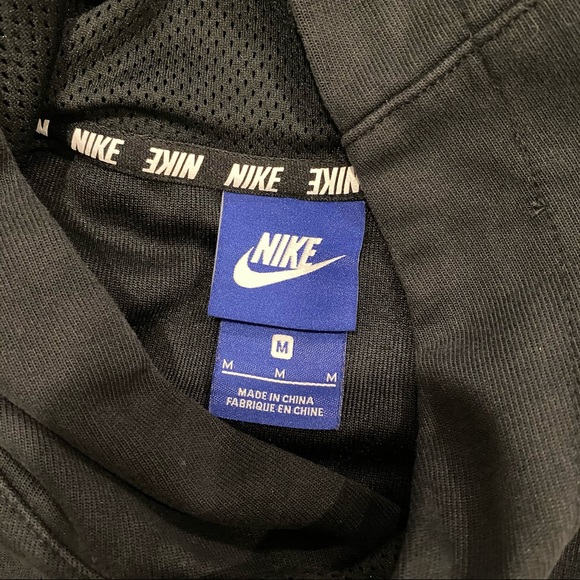 Nike hoodie - Picture 3 of 4